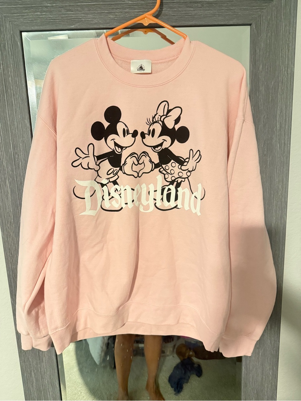 VIRAL Disney VALENTINES LOVE Pink Mickey & Minnie Graphic Crewneck Sweatshirt